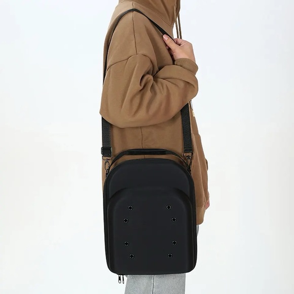 Portable Hat Case Carrier (6 pieces) - Picture 9 of 10